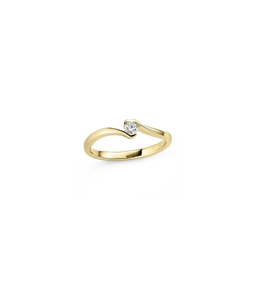 Solitario en oro amarillo disponible en 14K y 18K con diamante G,si.