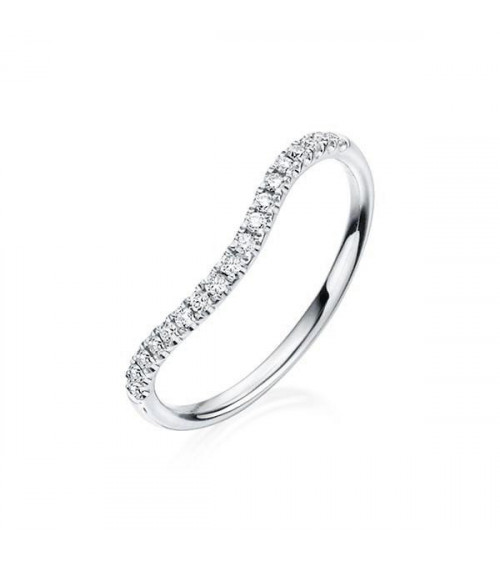 Anillos de boda con diamantes para combinar con el anillo de pedida