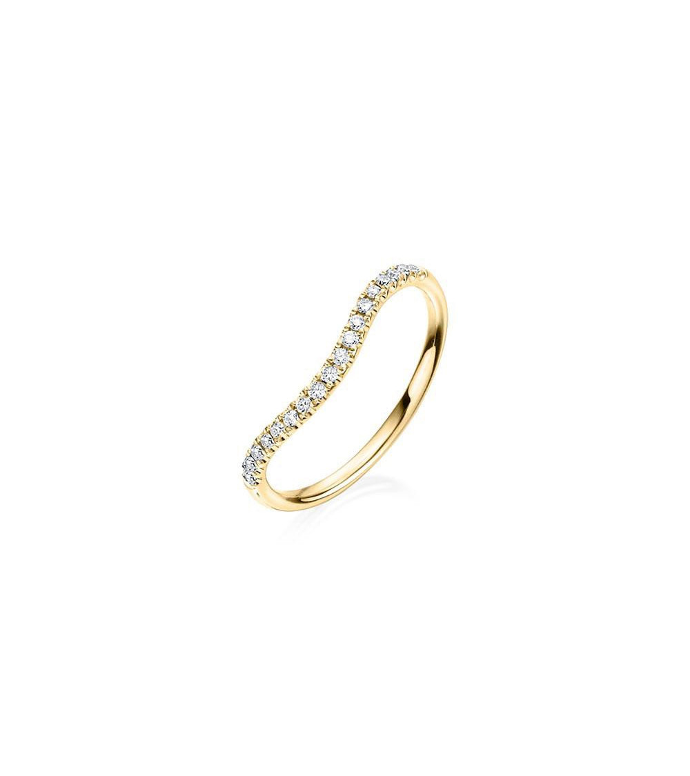 Anillo con diamantes para combinar con anillo de compromiso | Staring