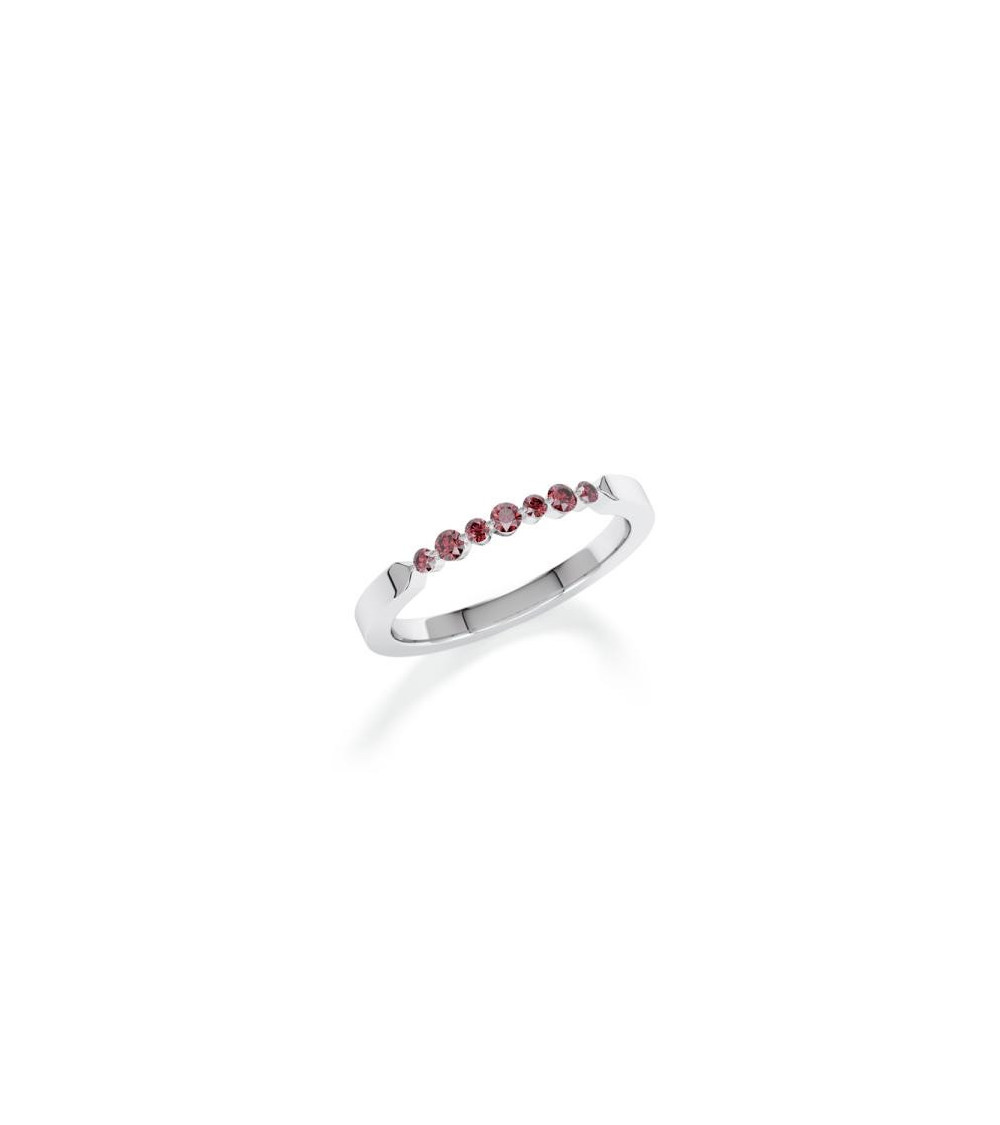 Anillo en oro blanco o platino fancy diamonds de color rojo  | Staring