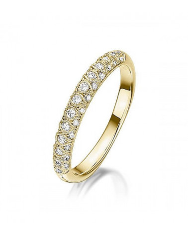 Anillo con diamantes para combinar con anillo de compromiso | Staring