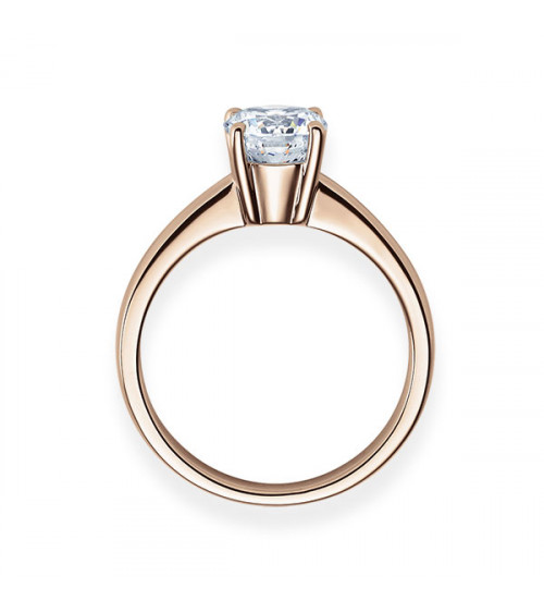 Gold engagement ring with synthetic diamond | Staring