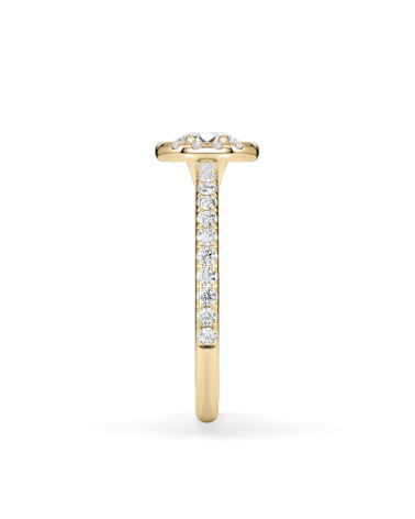 Engagement rings combined with natural diamonds | Staring